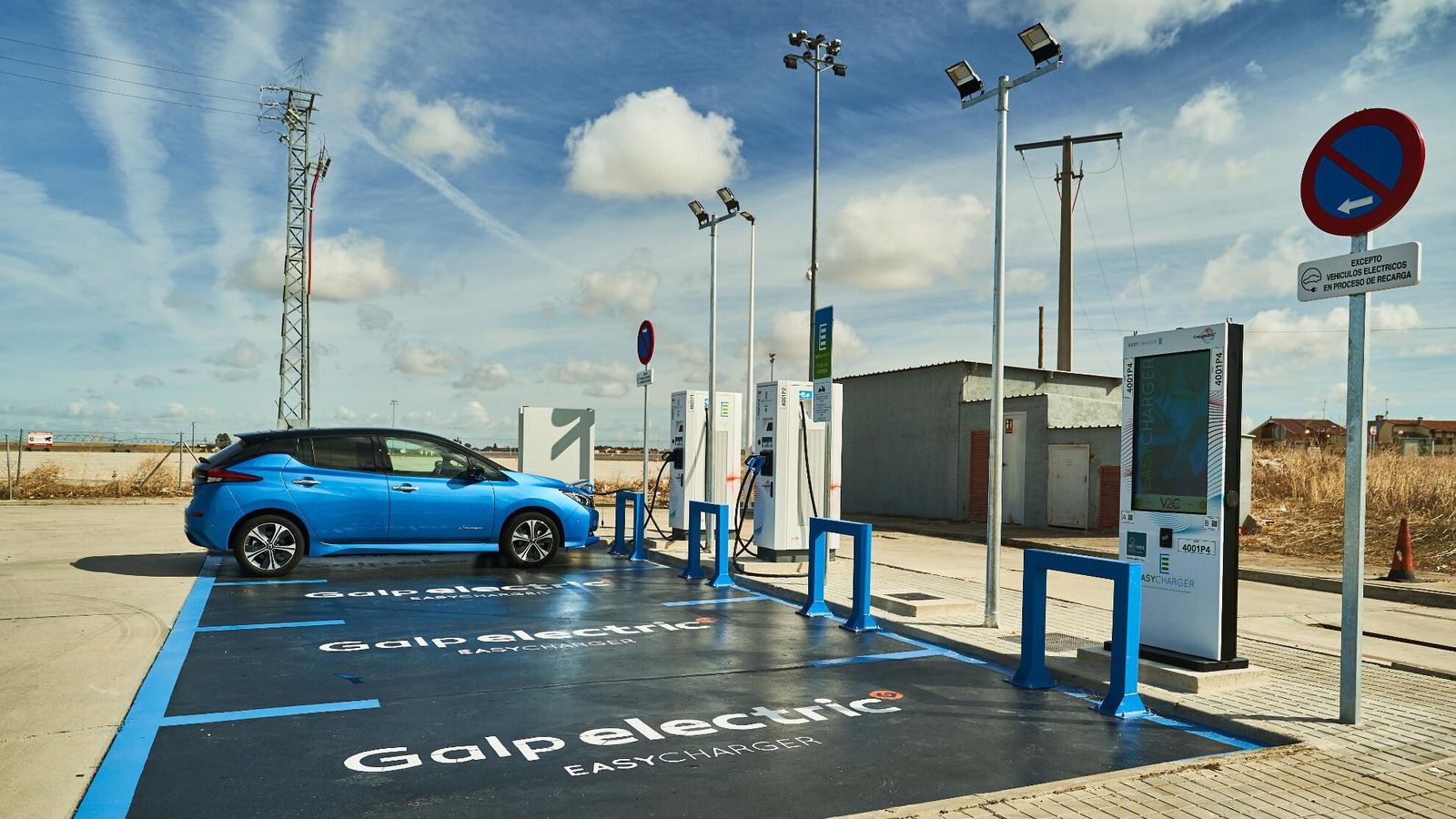 Detrás del incremento de las ventas de coches eléctricos están los incentivos del plan Moves, el incremento de su autonomía o la creación de infraestructura de recarga.