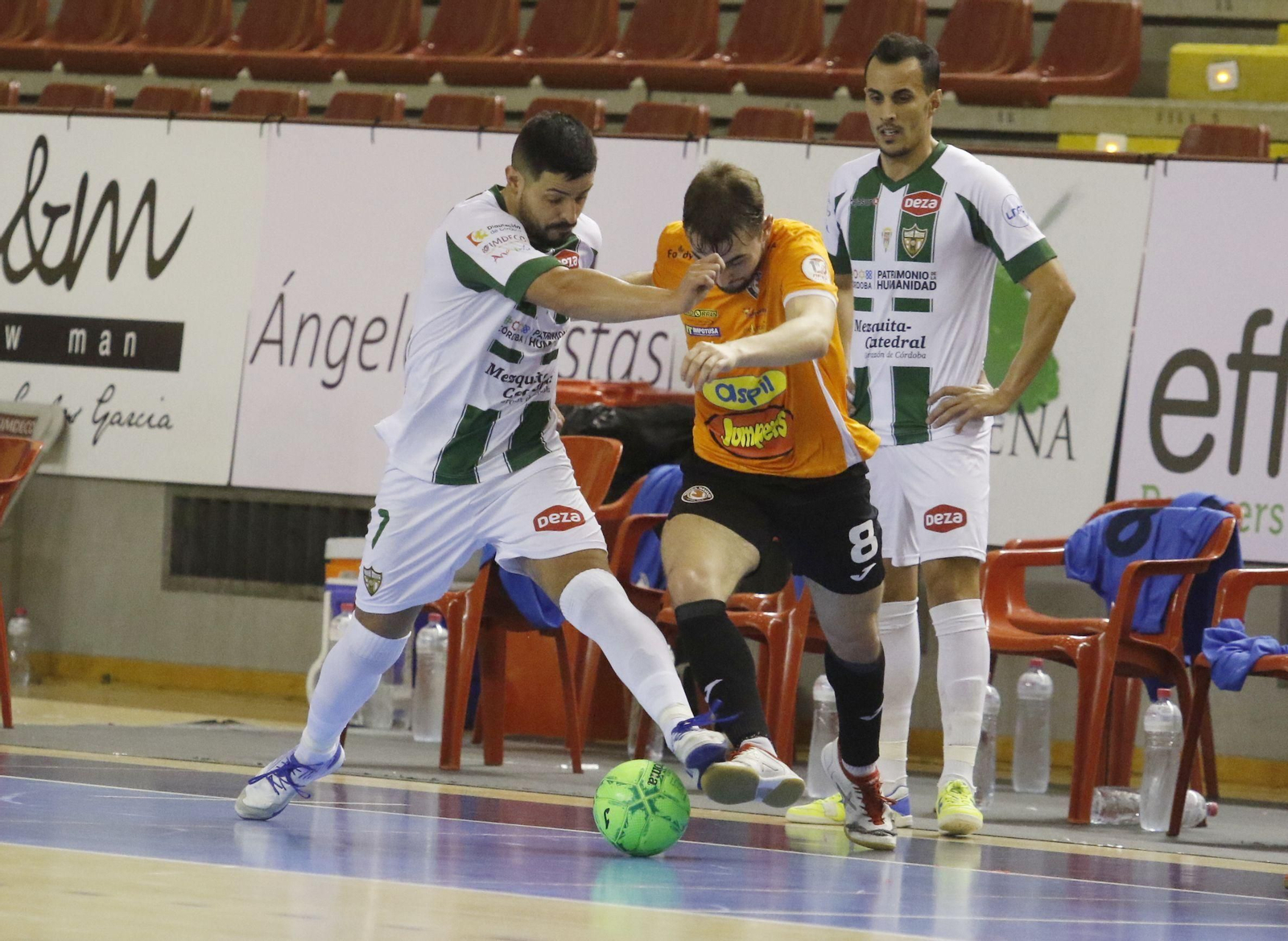 La derrota del Córdoba Futsal ante el Ribera Navarra, en imágenes