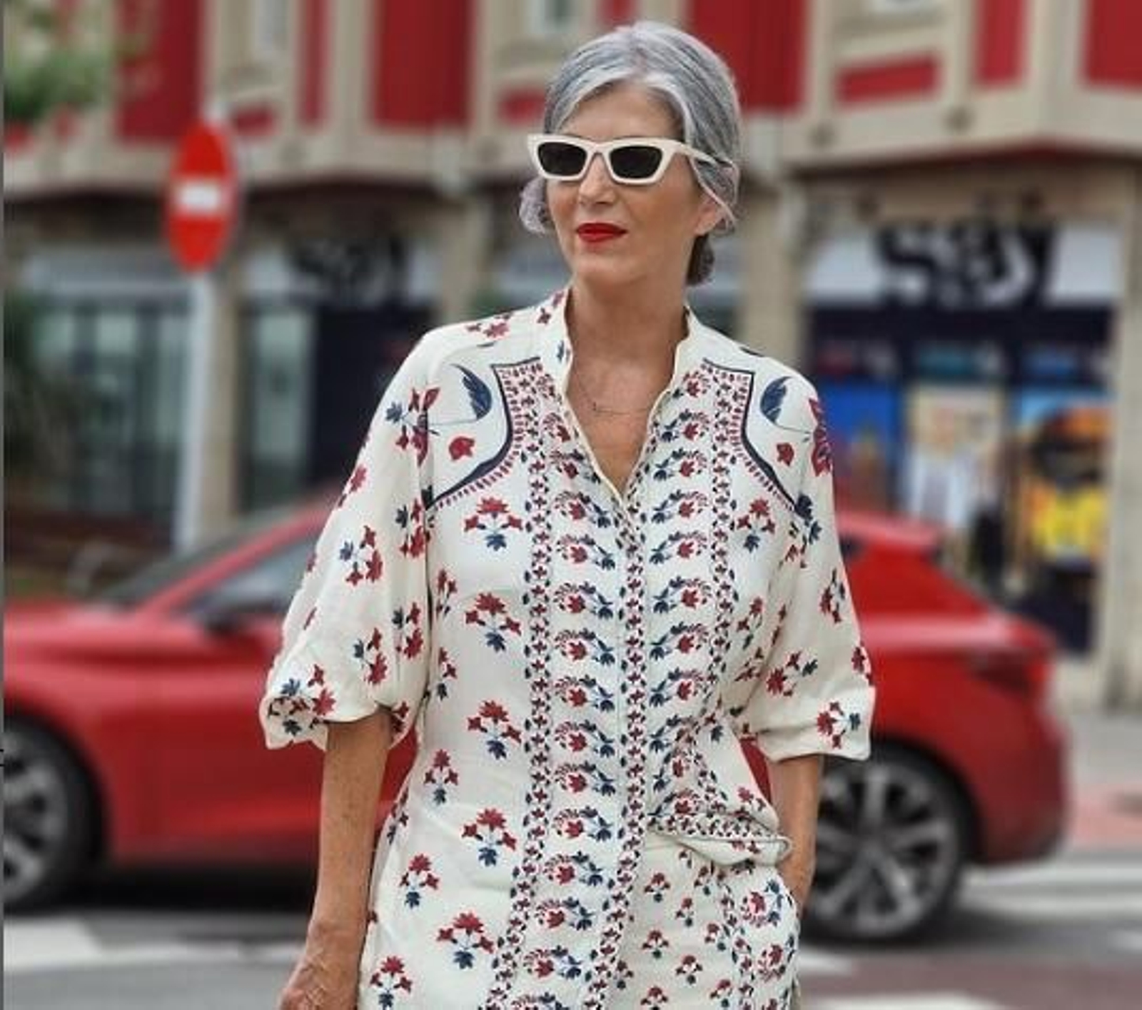 Cinco vestidos camiseros de Sfera elegantes y con efecto tipazo perfectos para los looks sofisticados del otoño