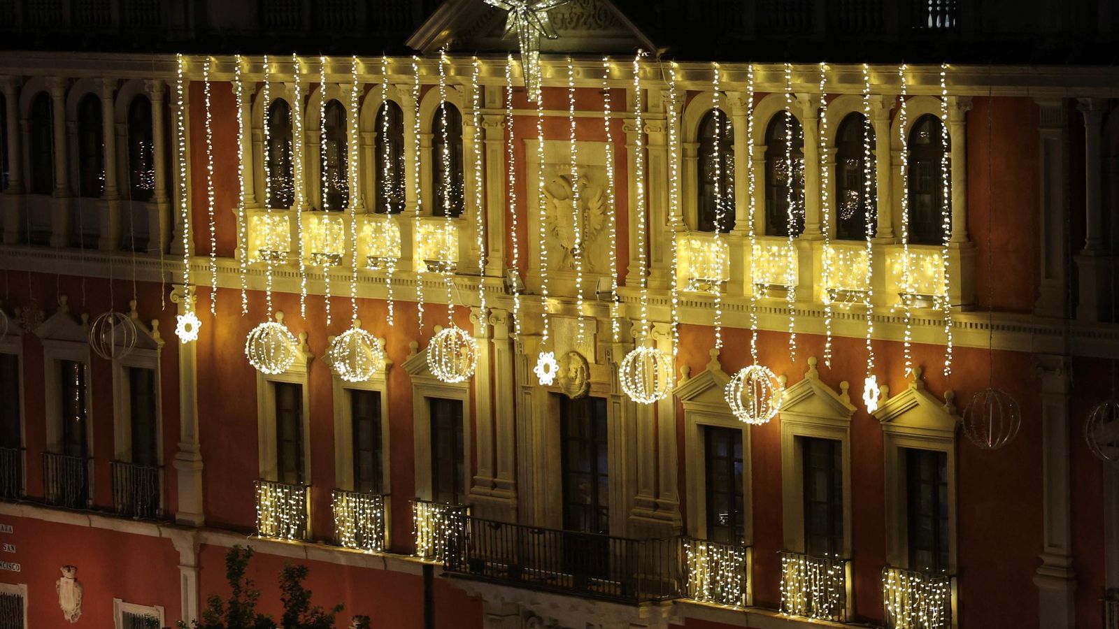 Sevilla iluminada por Navidad
