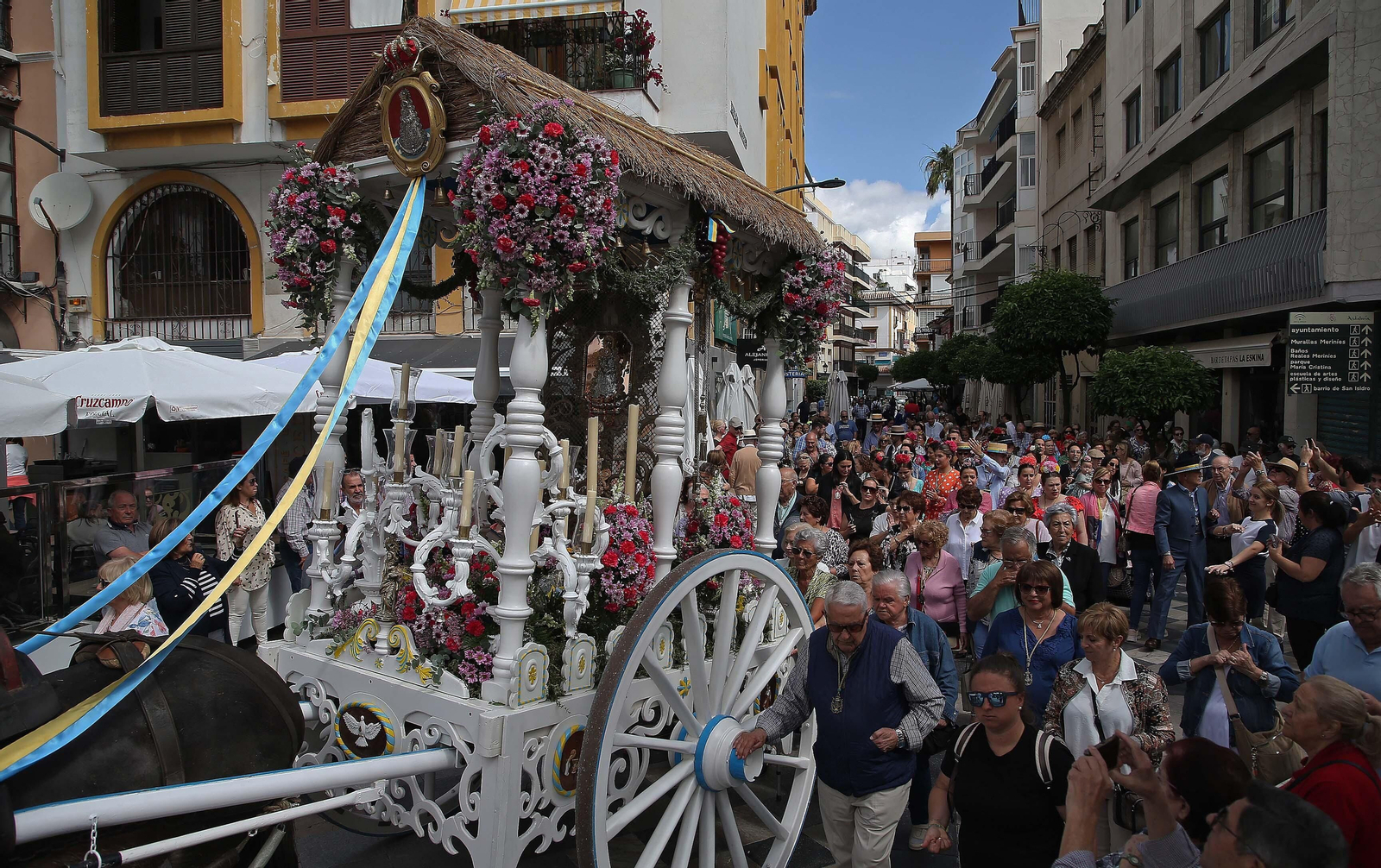 El comienzo de la peregrinación de la Hermandad del Rocío de Algeciras, en imágenes