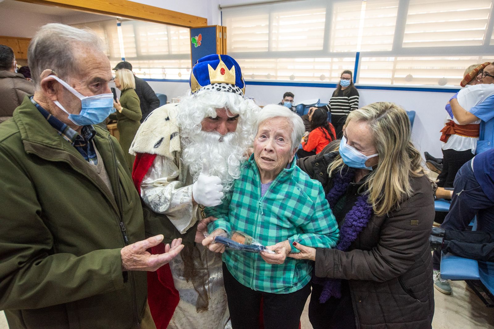 La visita de los Reyes Magos a la asociacion San Rafael de Alzheimer