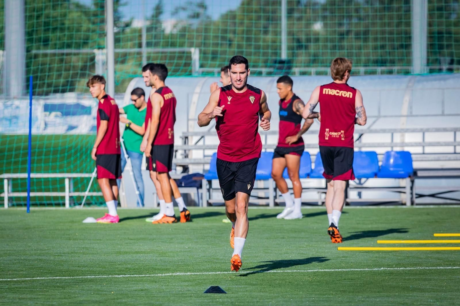 Las imágenes del primer entrenamiento del Cádiz CF en la temporada 2023/24