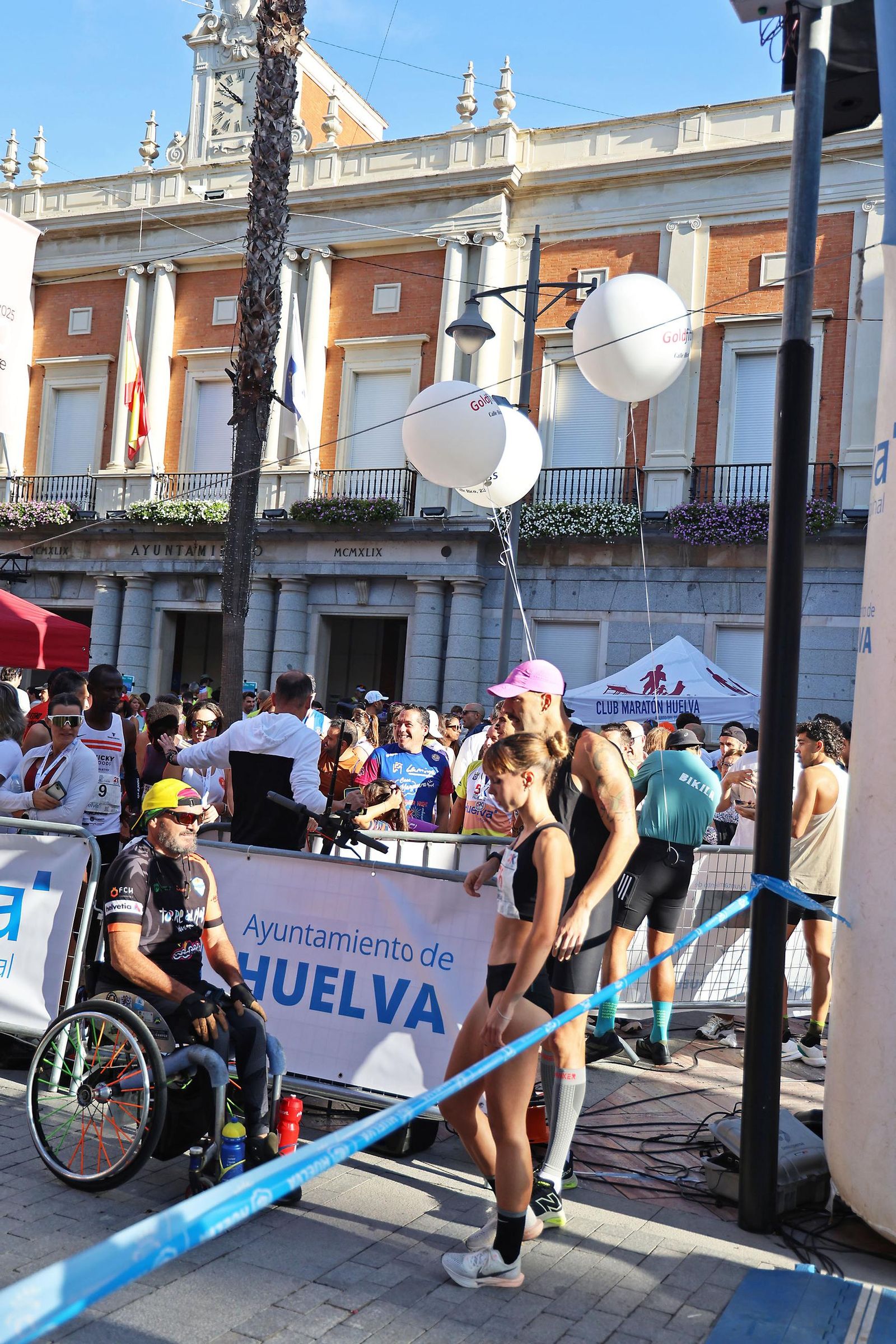 Las mejores imágenes de la carrera 21K Ciudad de Huelva