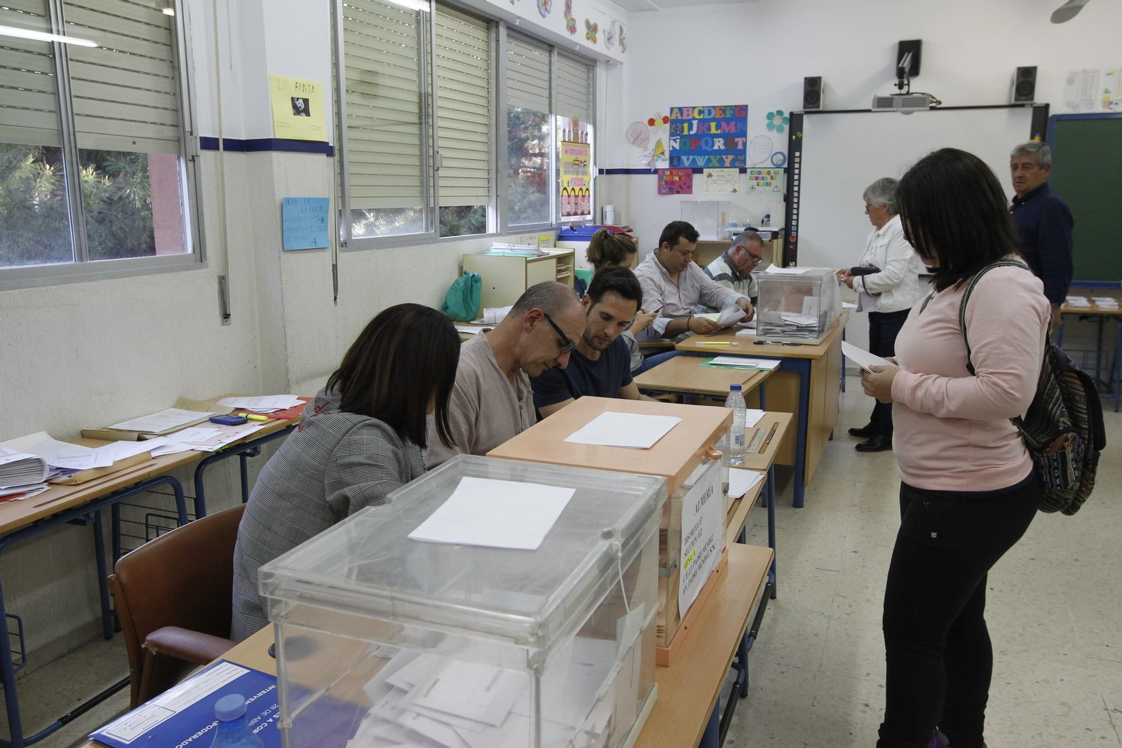 Fotogalería votaciones Elecciones Generales 2019. Almería