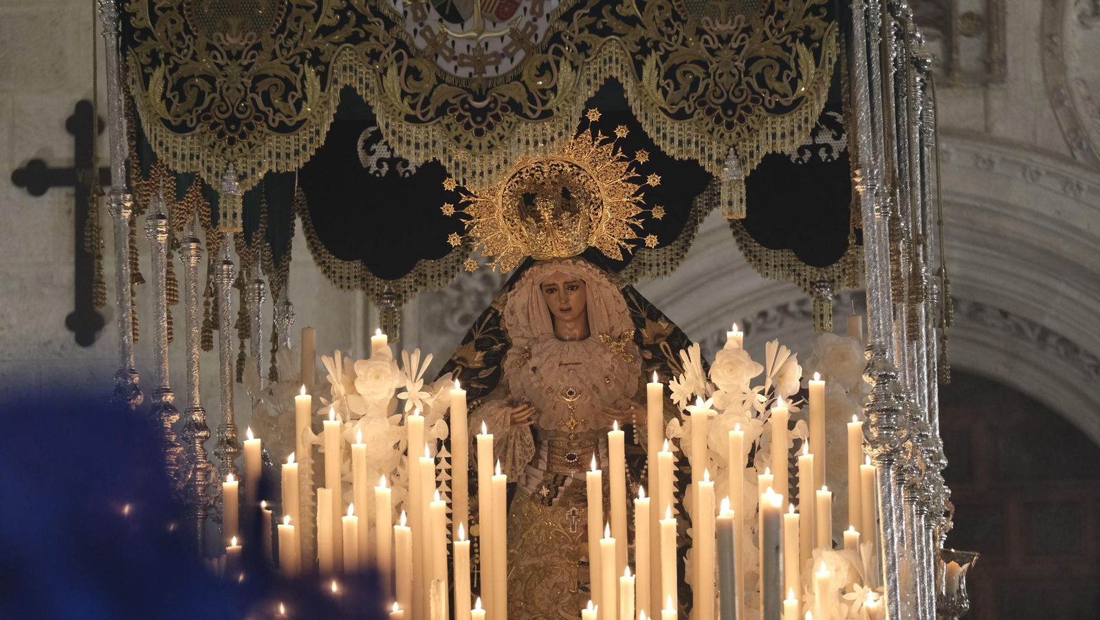 Procesión de Estudiantes en Almería, en imágenes