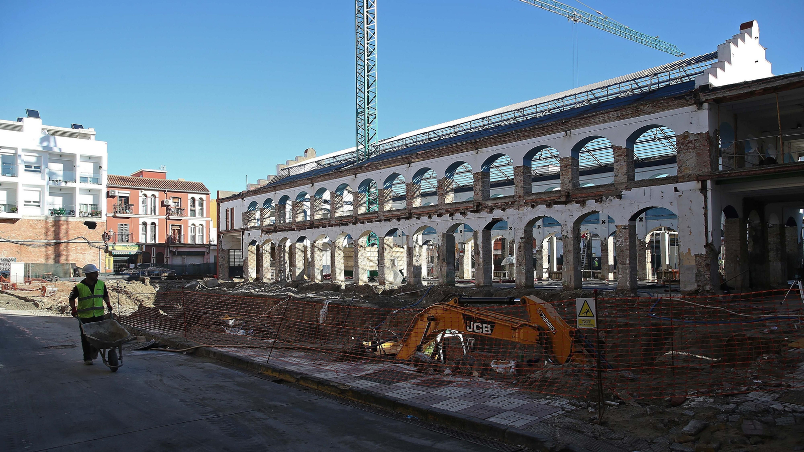 Fotos de las obras del mercado de La Línea