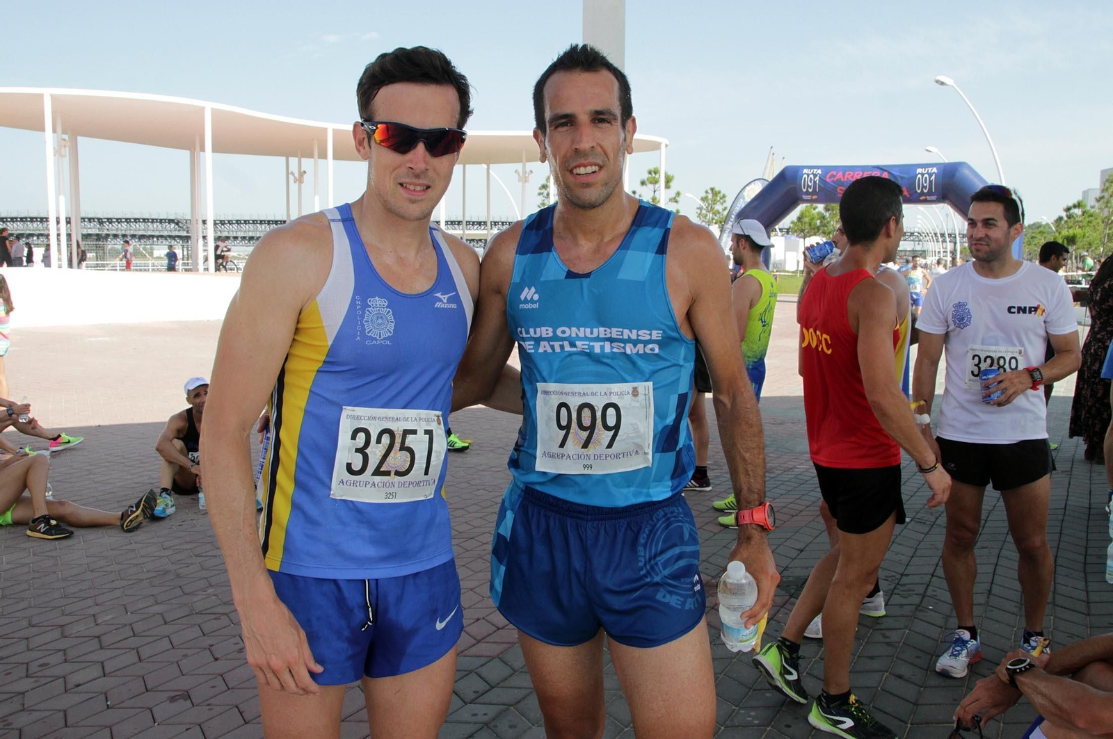 Imágenes de la Carrera Solidaria Ruta 091 organizada por la Policía Nacional