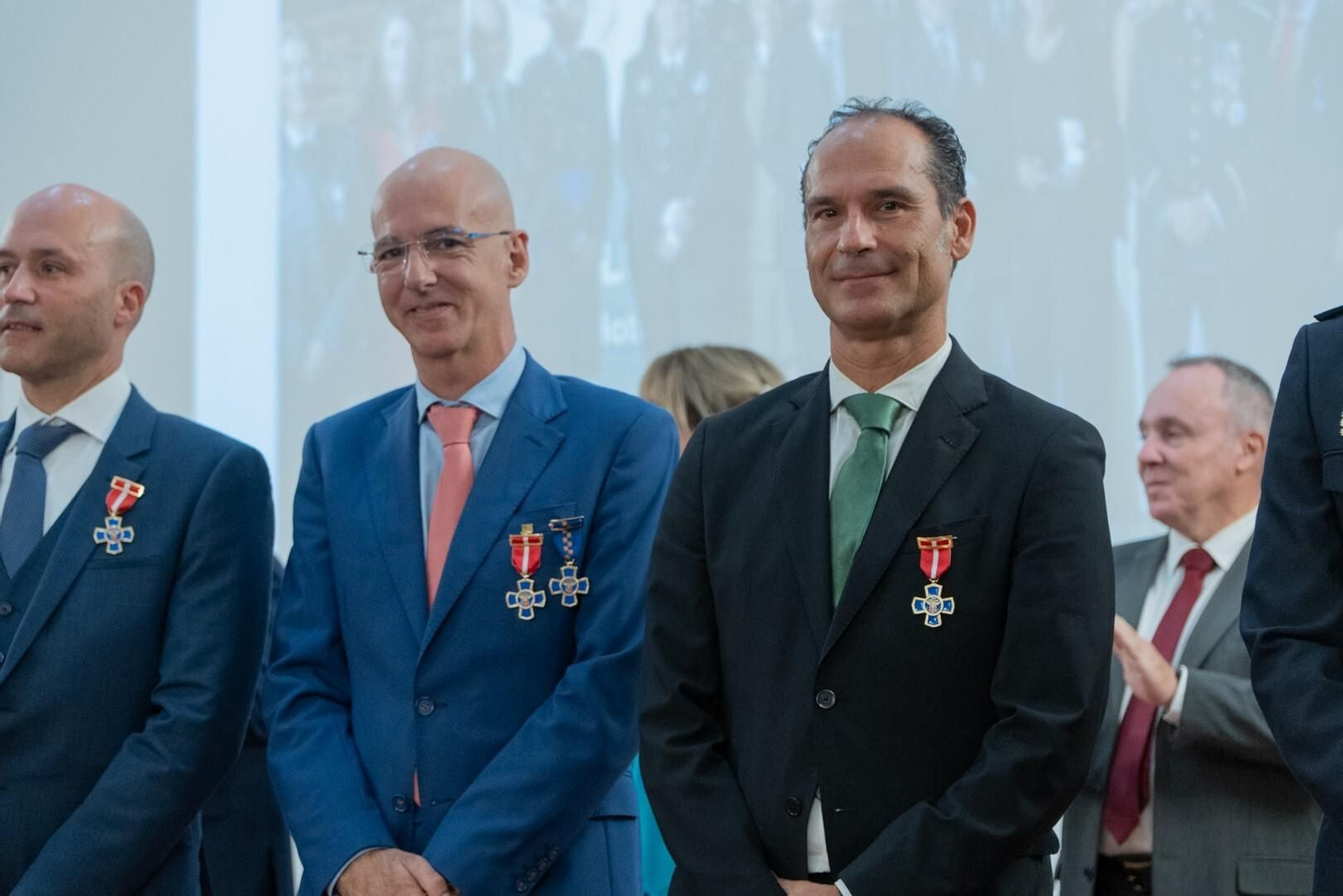 Luis Ayala y César Ramírez (derecha), en la entrega de premios. Luis Ayala y César Ramírez (derecha), en la entrega de premios.