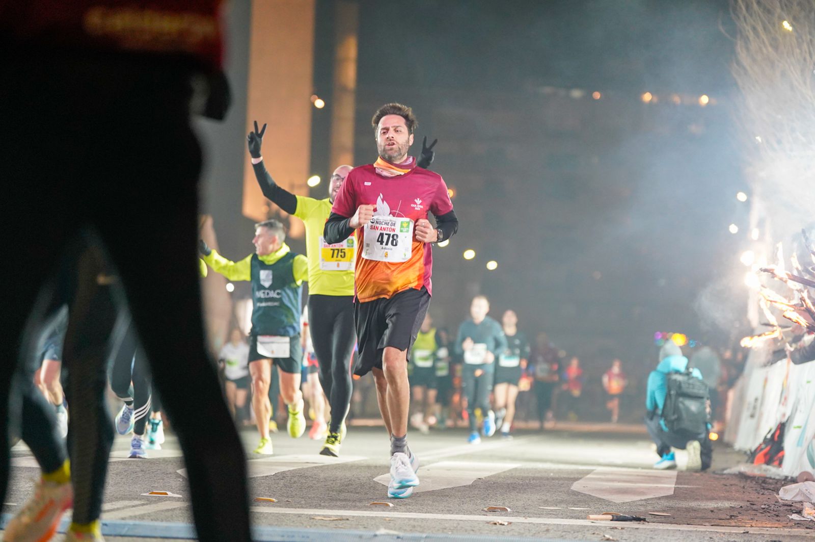 En imágenes: búscate en tu llegada a meta de la Carrera de San Antón 2026 (9)