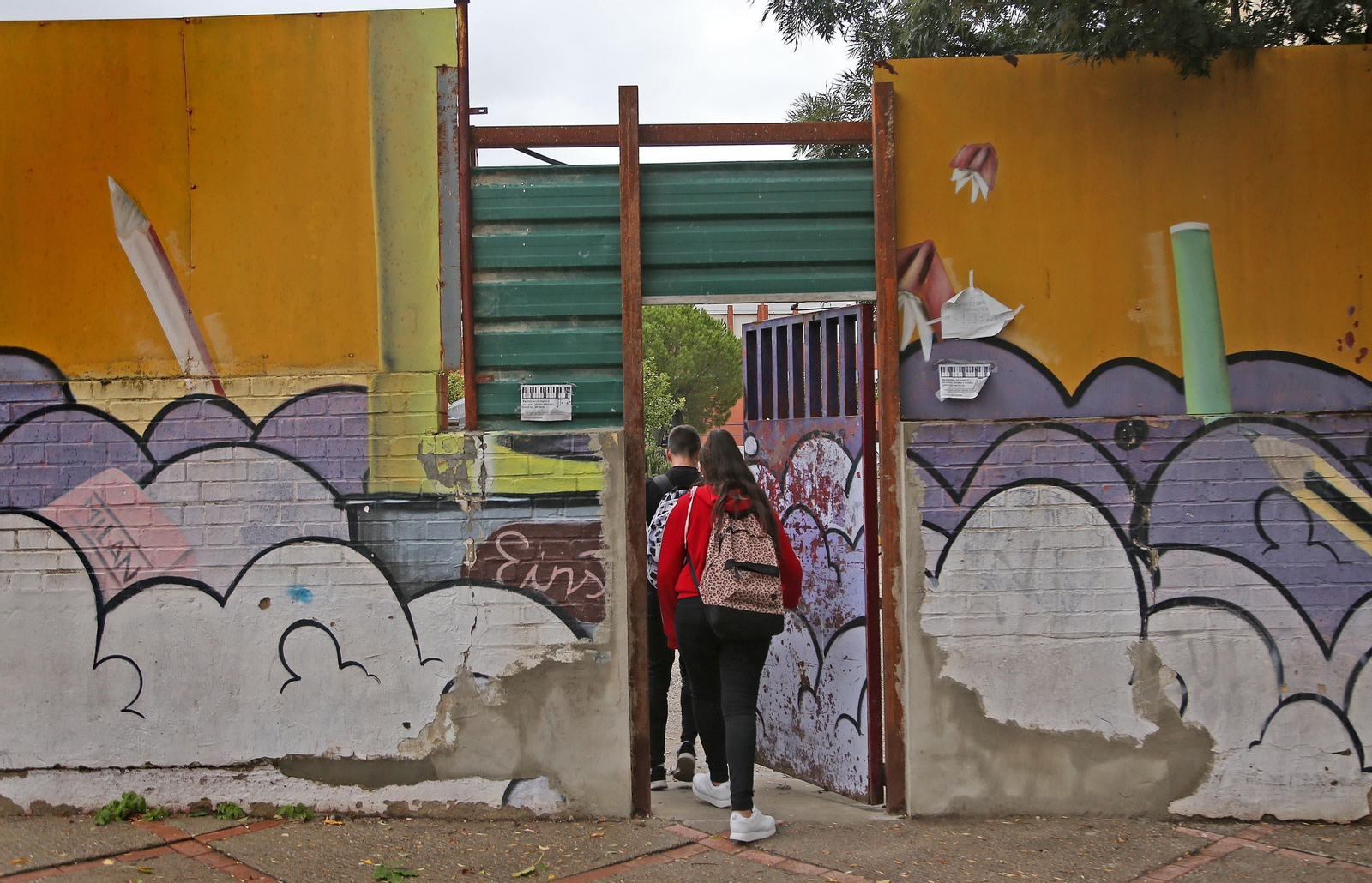 Entrada alumnos en el IES Asta Regia