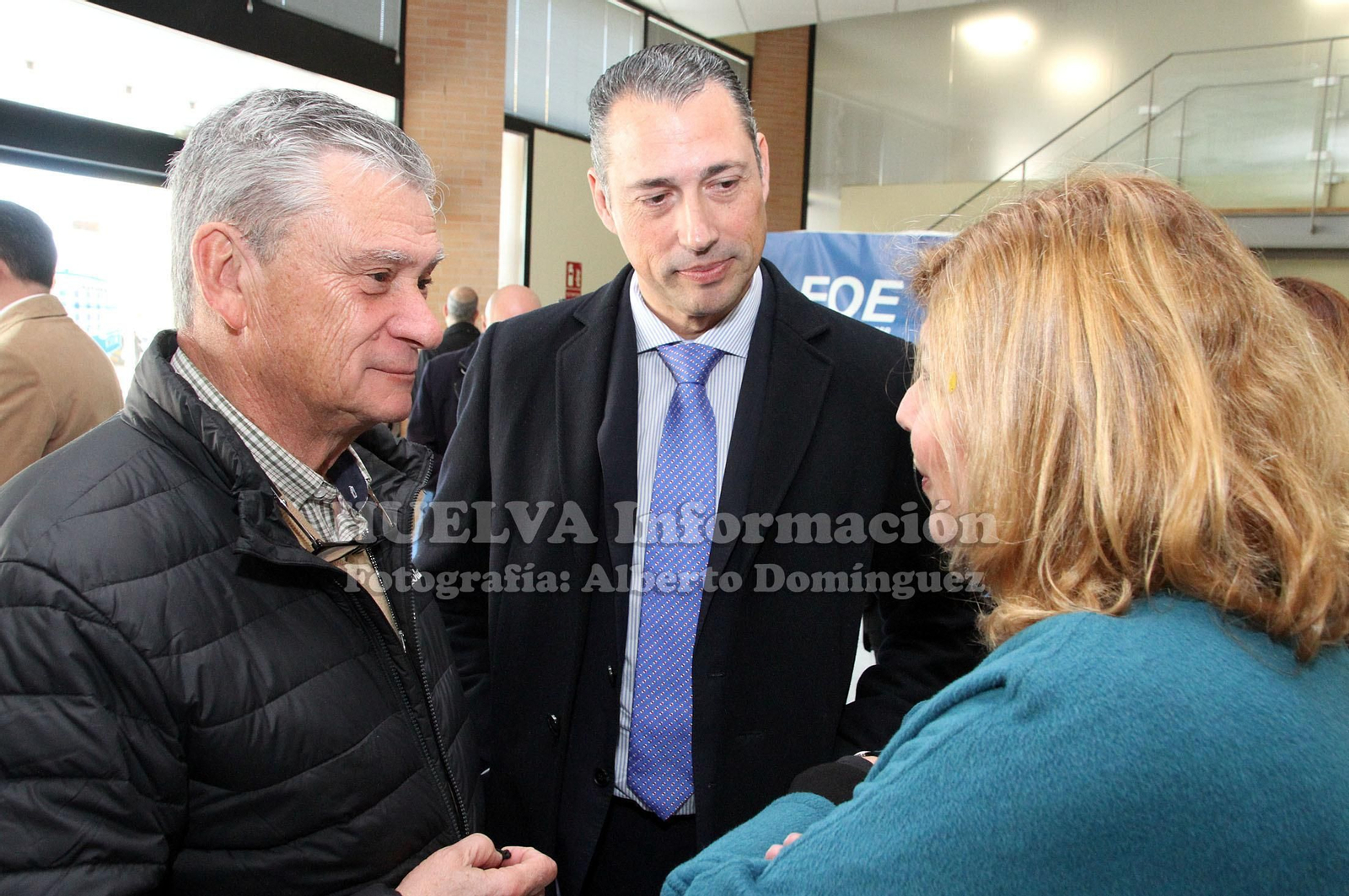 Mesa redonda en la FOE sobre retos y oportunidades de la transición energética, en imágenes