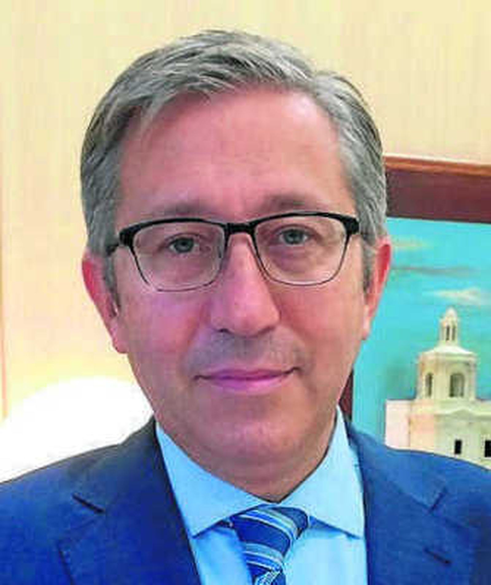 Nicolás Suárez-Cantón Olea.