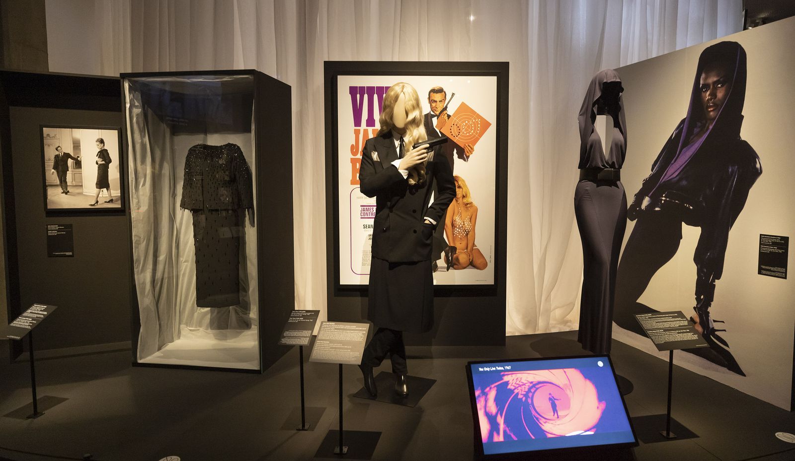 Cine y moda. Por Paul Gaultier, todas las imágenes