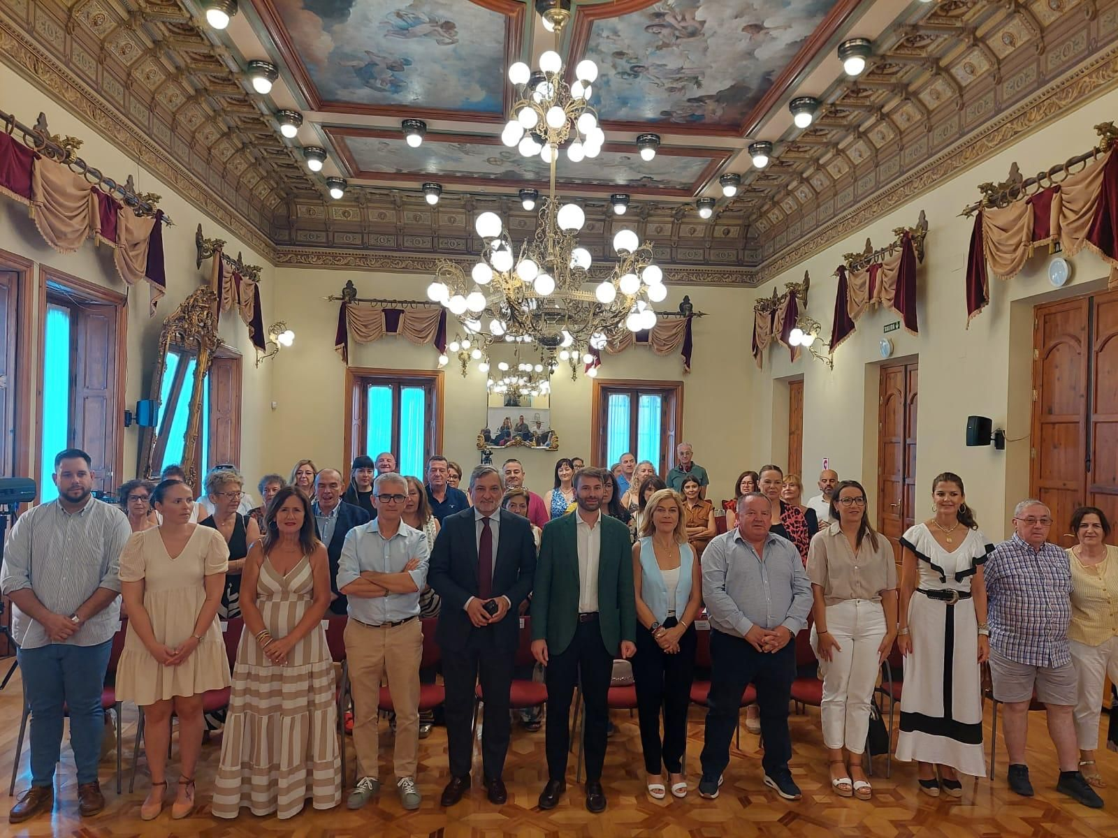 Presentación de la web para mayores en Almería.