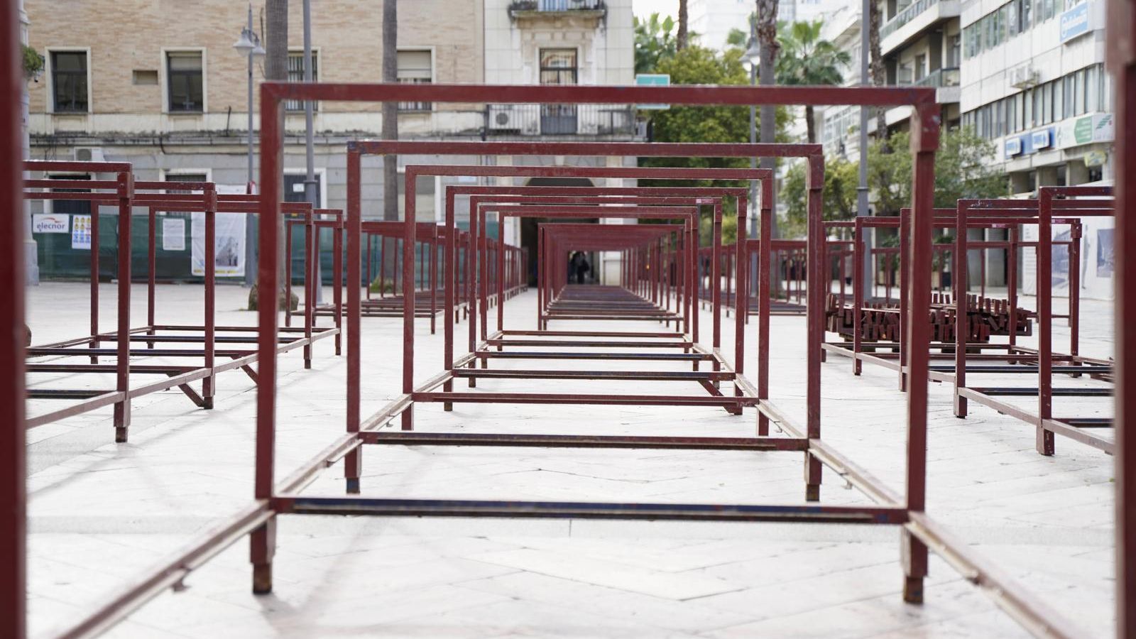 Inicio del montaje de los palcos.