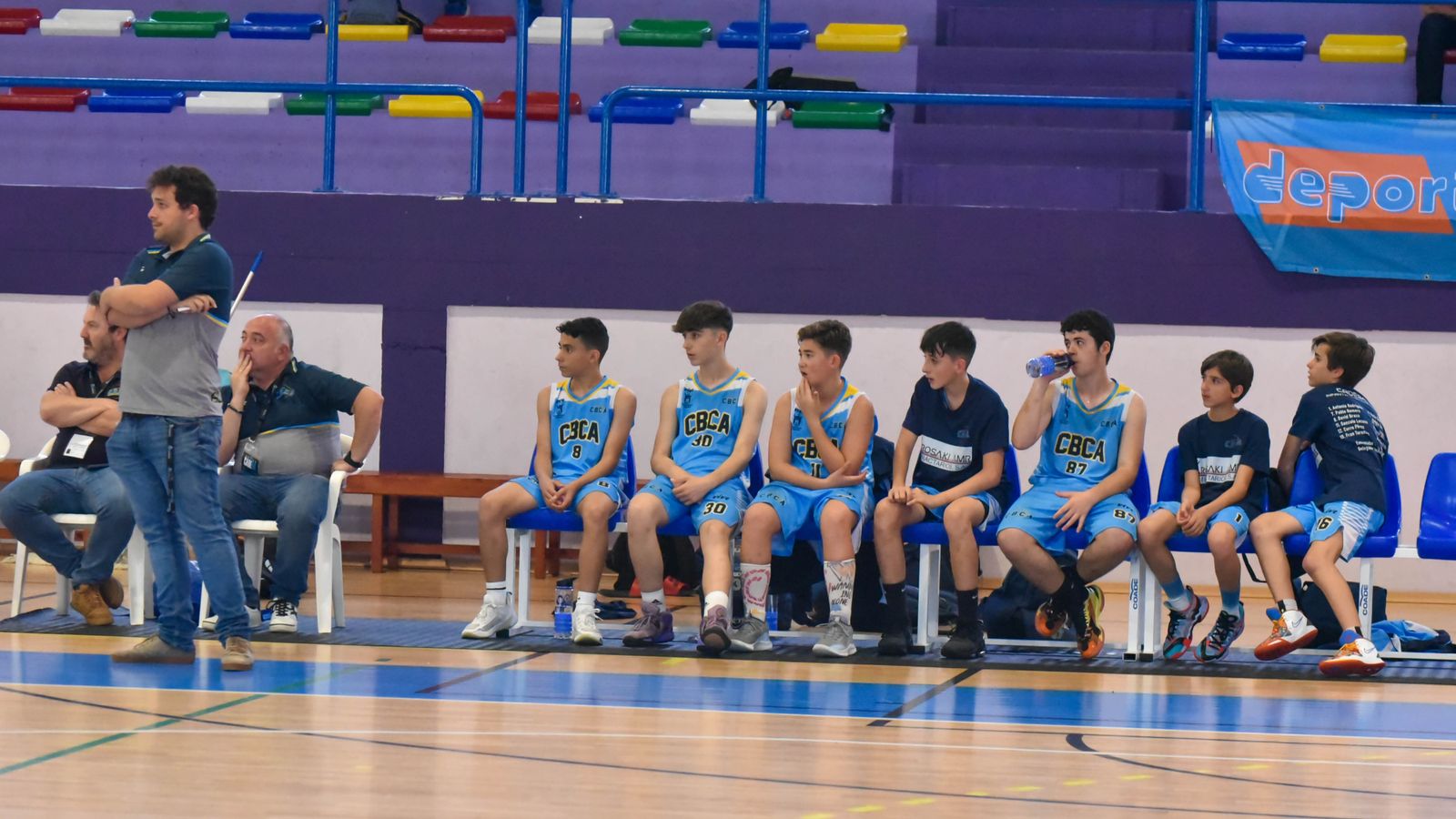 Las fotos de los cuartos de final del Cadeba infantil de La Línea