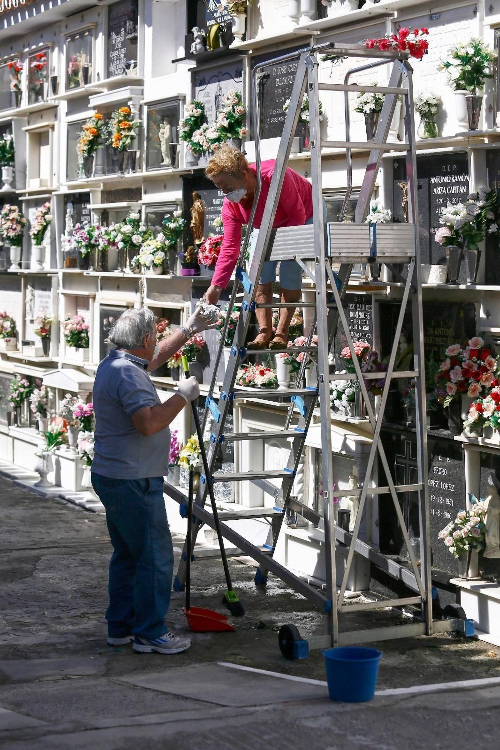El cementerio de Rincón de la Victoria abre en la fase 1.