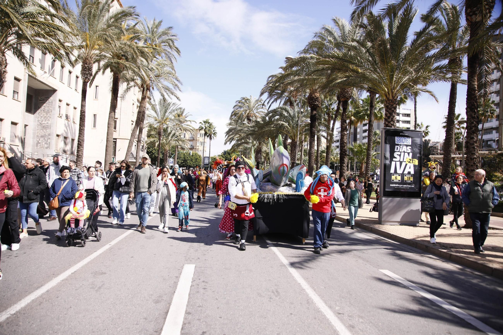 Las imágenes del entierro de la sardina en Almería