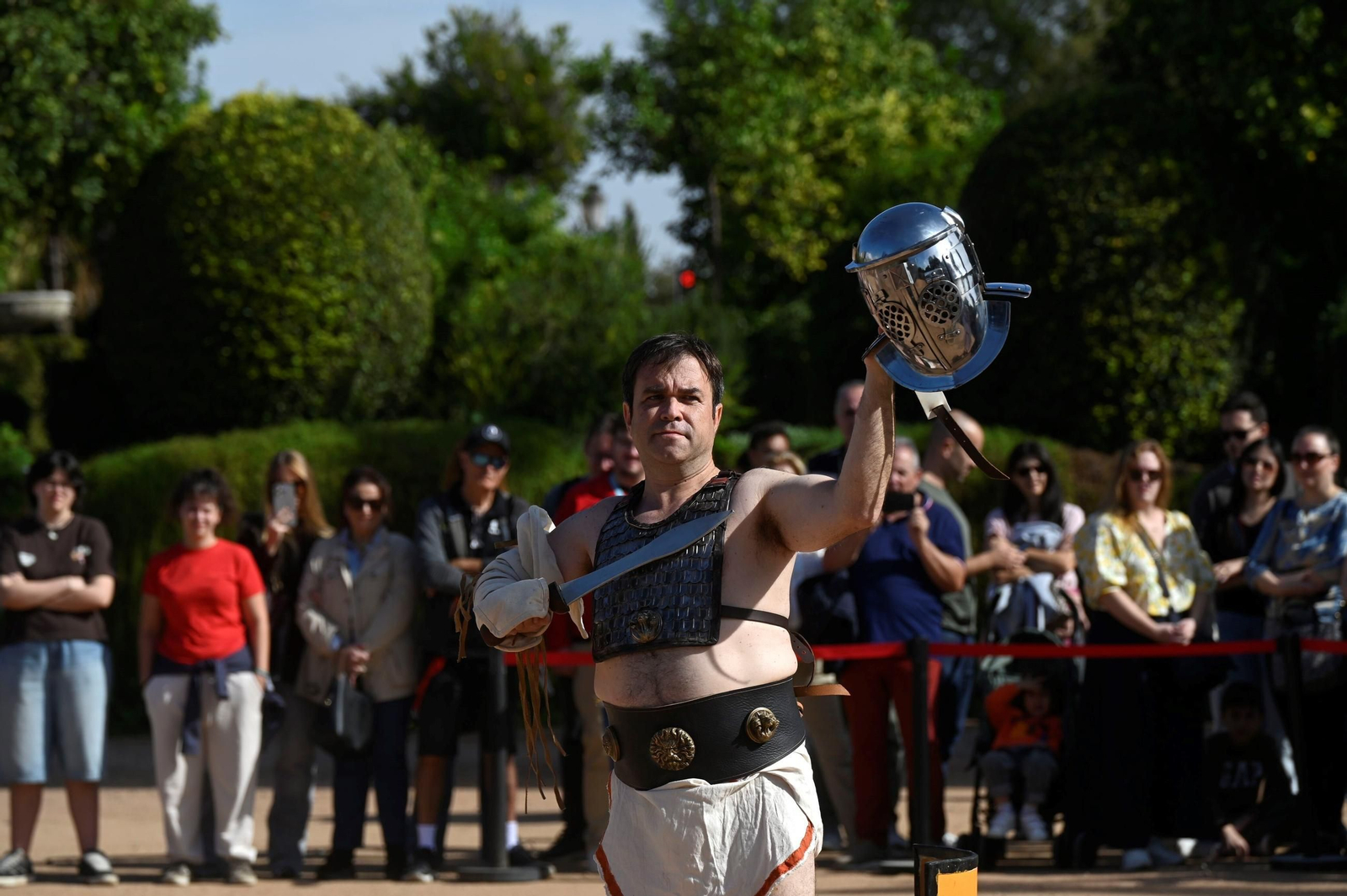 Las fotos de la recreación histórica 'Sangre y arena' en las Jornadas de Cultura Funeraria en Córdoba