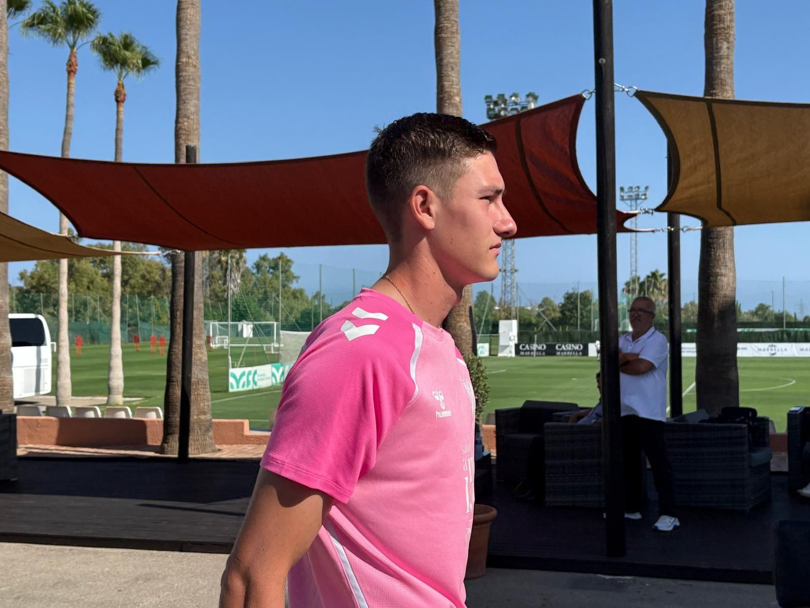 Cesc Fábregas y Fekir, entre los VIPS de Marbella antes del Málaga CF-Al-Wrakh