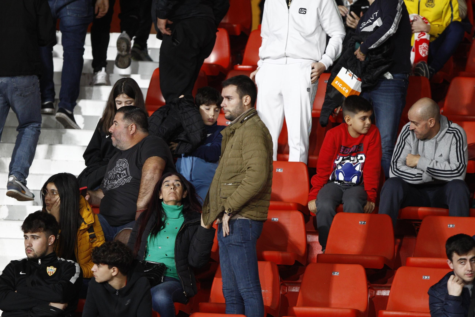 Búscate en las fotos del U.D. Almería-Córdoba C.F.