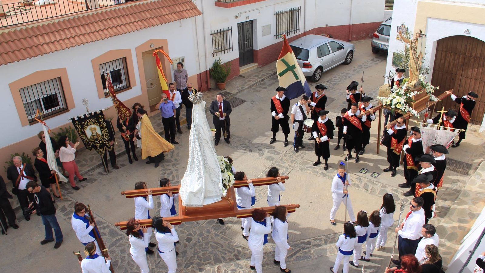 La cardoncha se celebra el Domingo de Resurrección.
