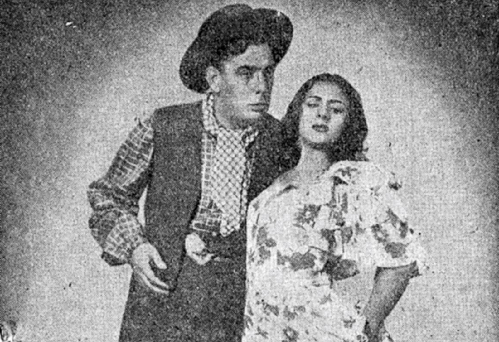 Manolo Caracol y Lola Flores en una de sus actuaciones artísticas.