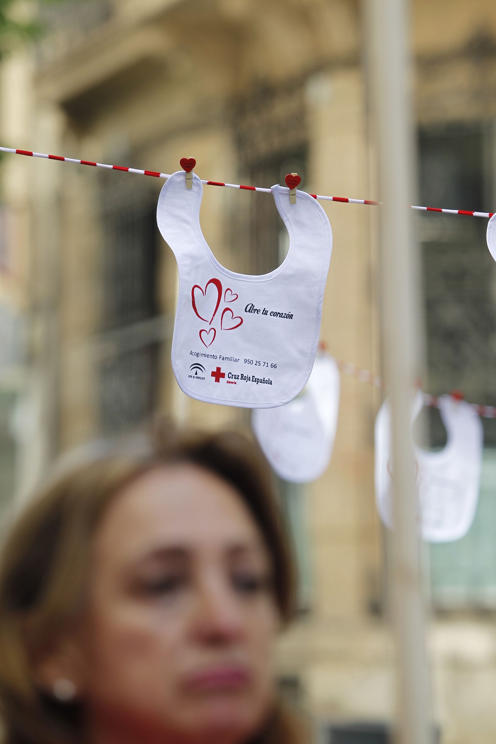 Programa acogimiento familiar.  Cruz Roja Almería