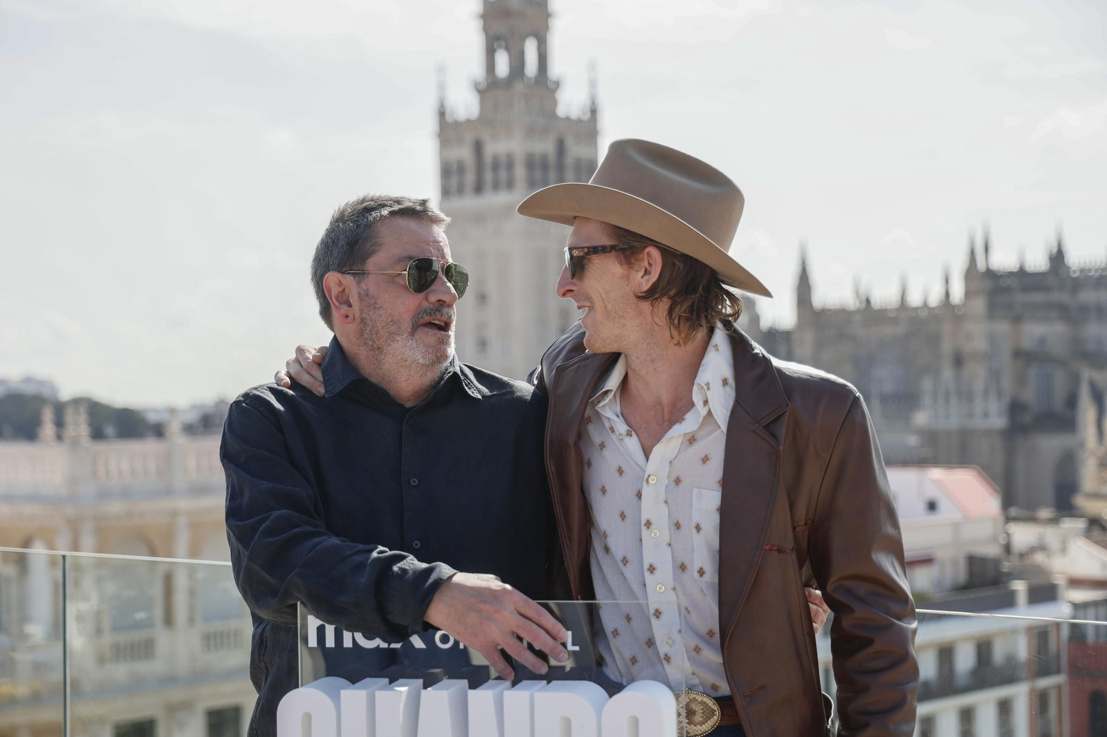 Imágenes de la presentación de la serie 'Cuando nadie nos ve' en Sevilla