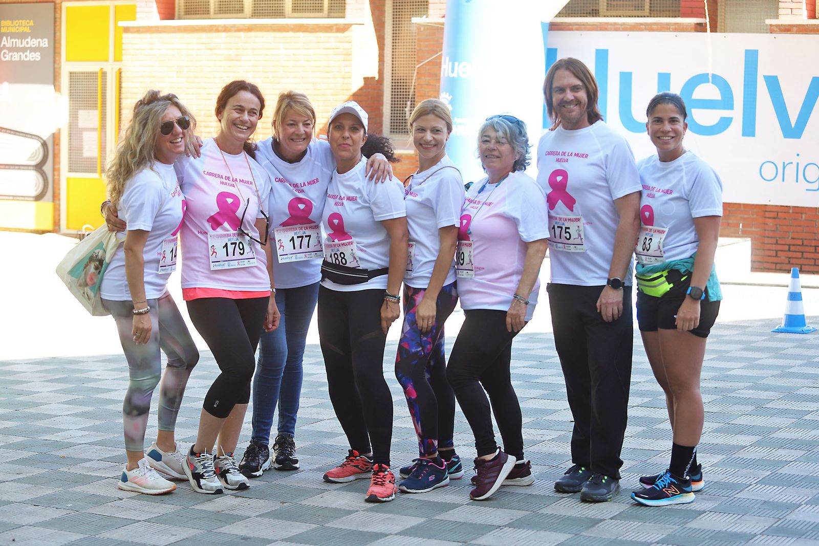 Imágenes de la Carrera de la Mujer Huelva 2023