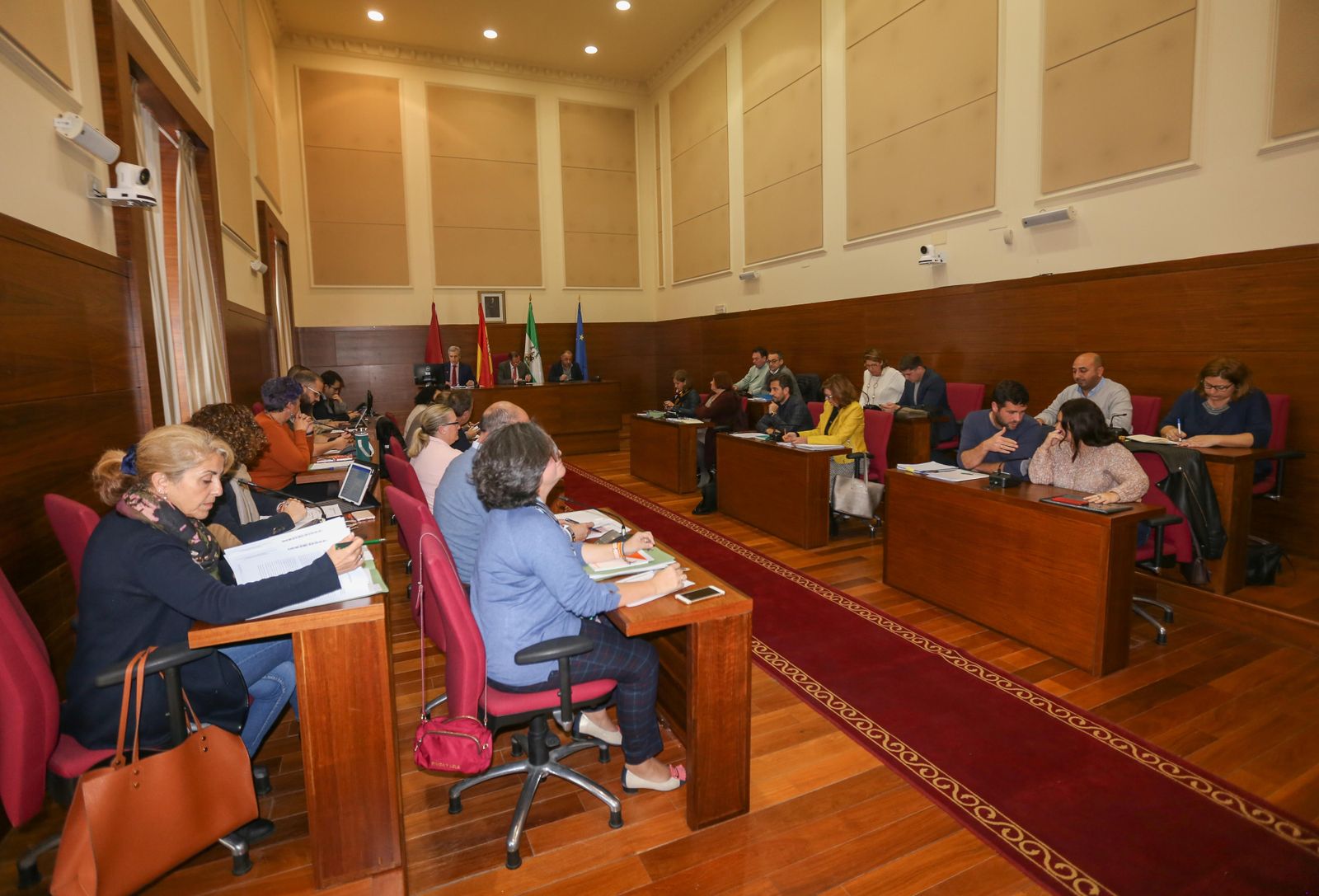 La Corporación municipal chiclanera, durante el último Pleno presencial celebrado en la ciudad, en el mes de febrero.