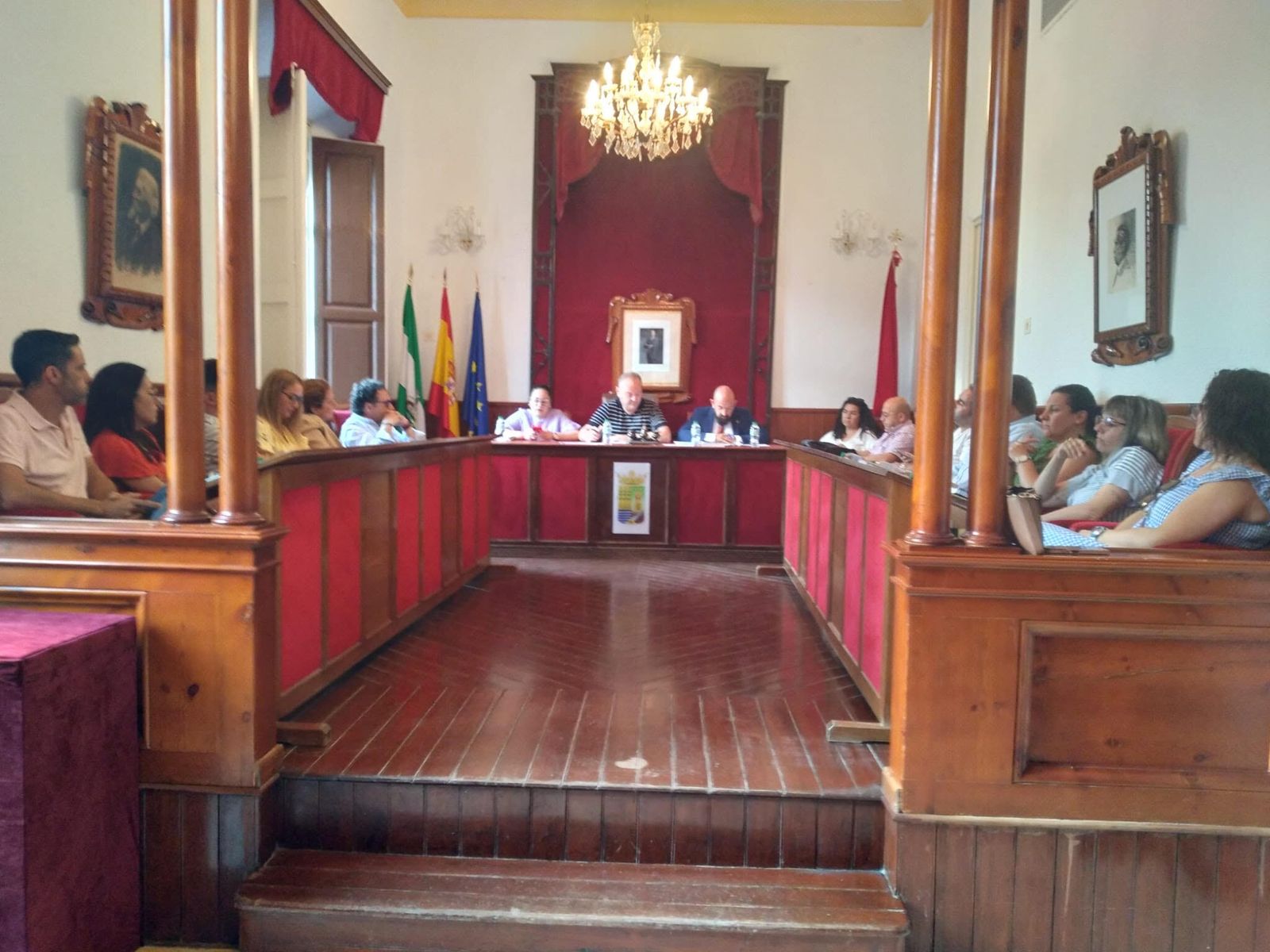 Sesión plenaria celebrada este lunes para dar cuenta del nuevo organigrama.