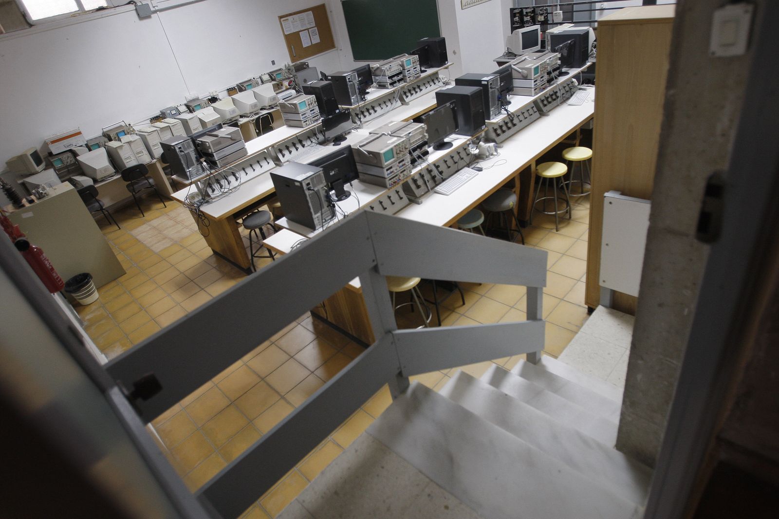 Laboratorio de la Escuela de Ingeniería.