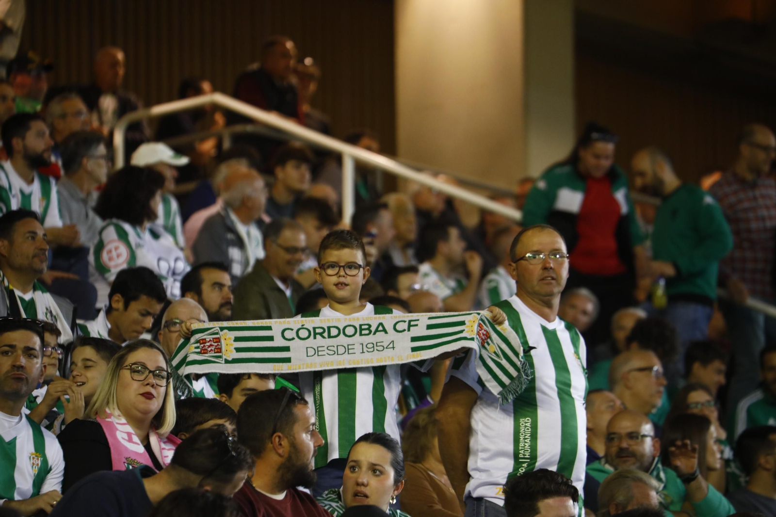 Las mejores fotos del ambiente en el Córdoba CF - Zaragoza en El Arcángel