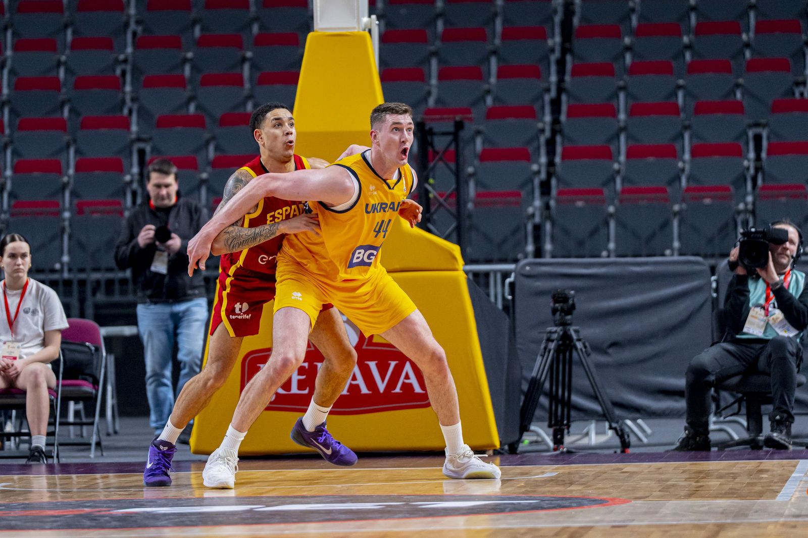 Las mejores fotos del Ucrania-España de baloncesto
