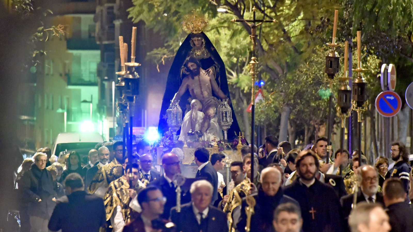 Las fotos del Via Crucis Oficial del Consejo Local de Hermandades y Cofradías de Algeciras