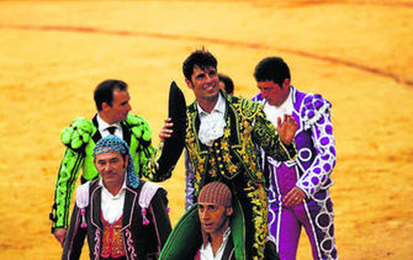 En el centro, el ex diestro Francisco Rivera Ordóñez.