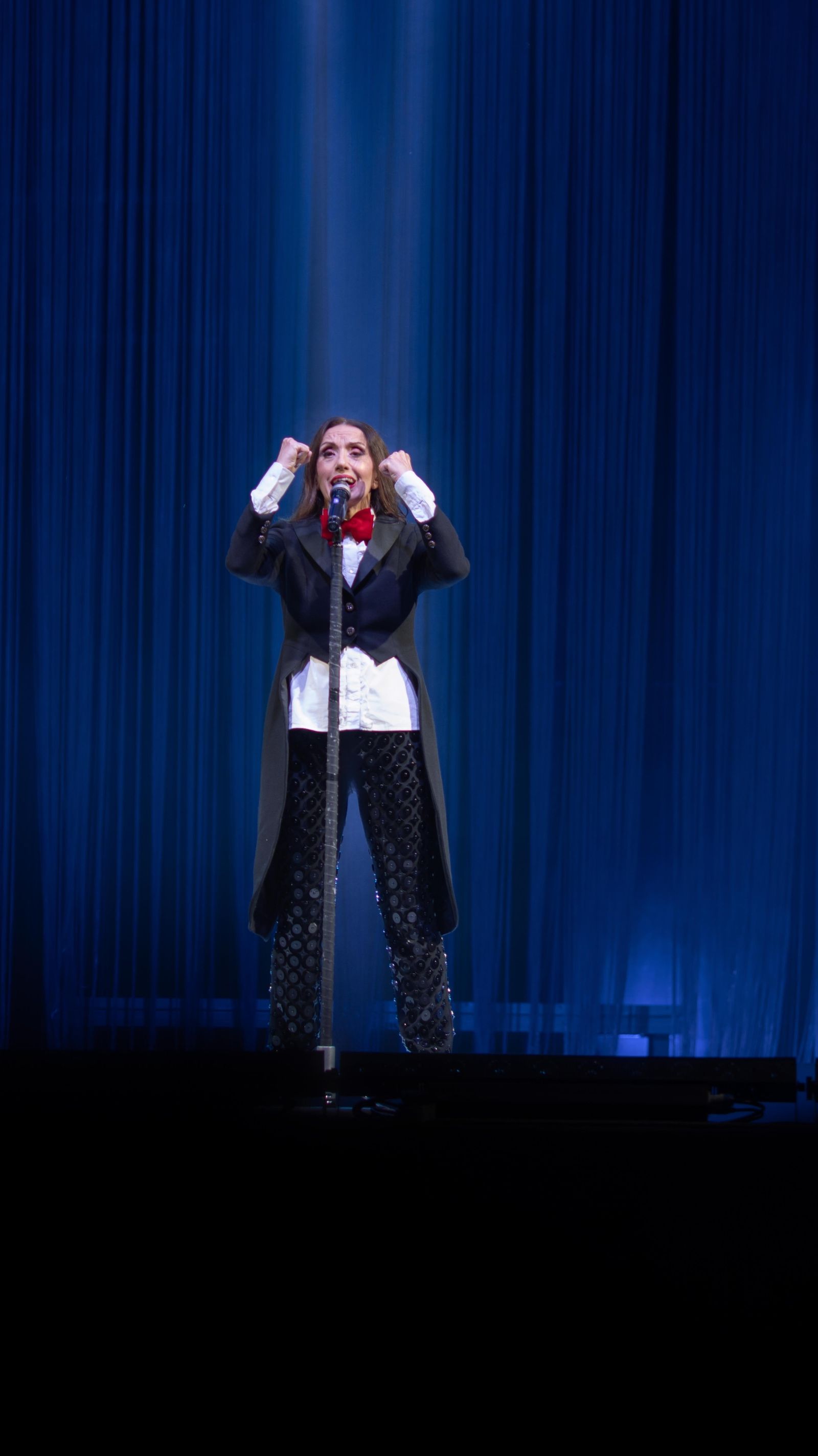 Luz Casal ilumina 'Tío Pepe Festival' con 'Las ventanas de mi alma'