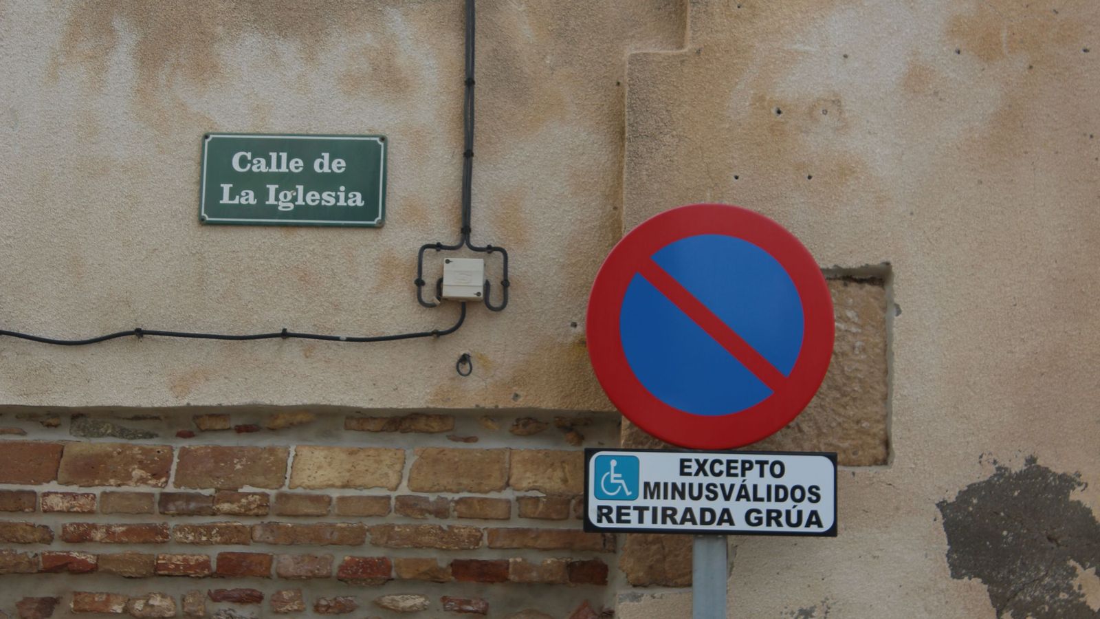 Calle de la Iglesia en Antas.