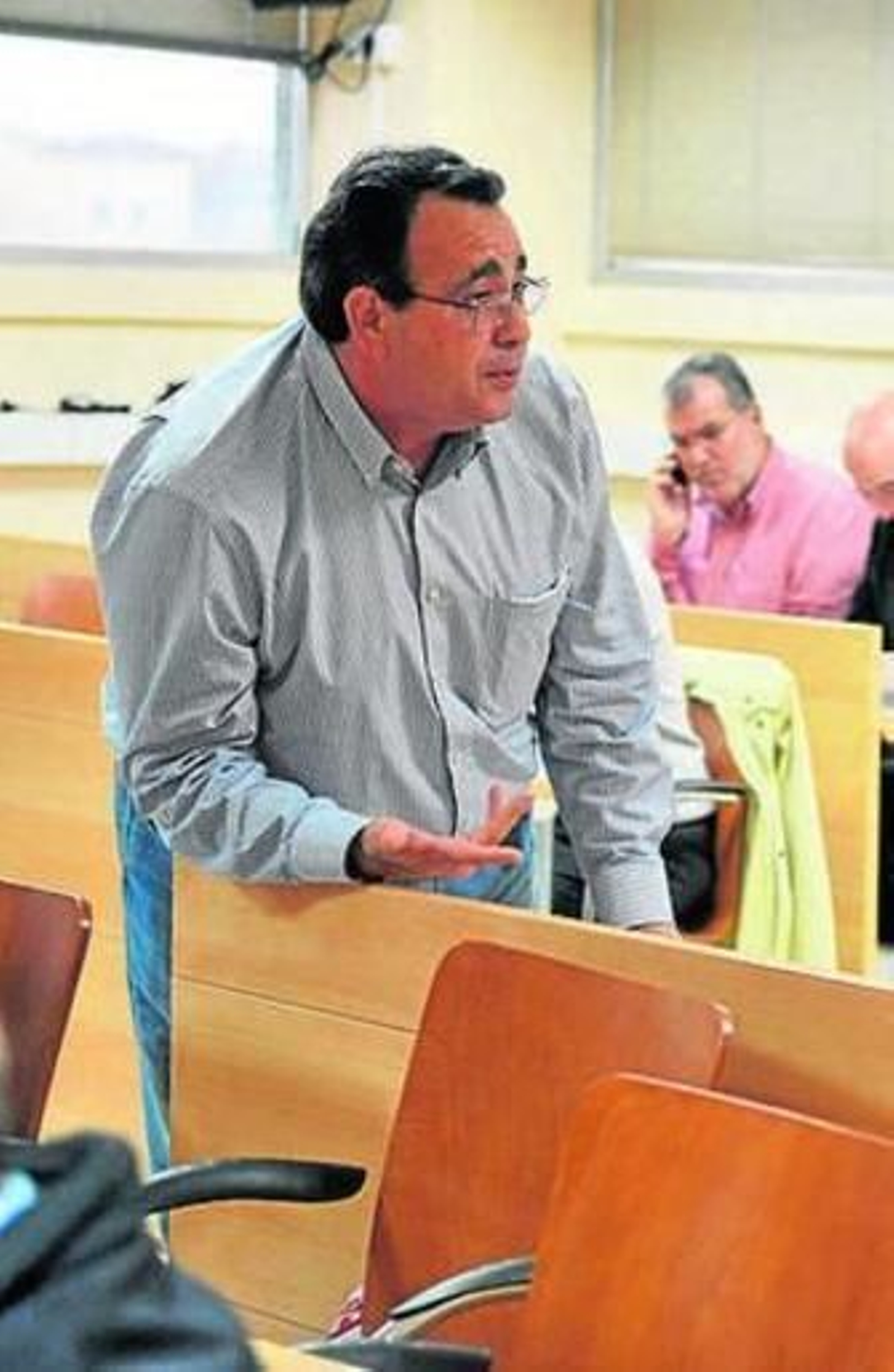 Un momento del debate en el CEES.