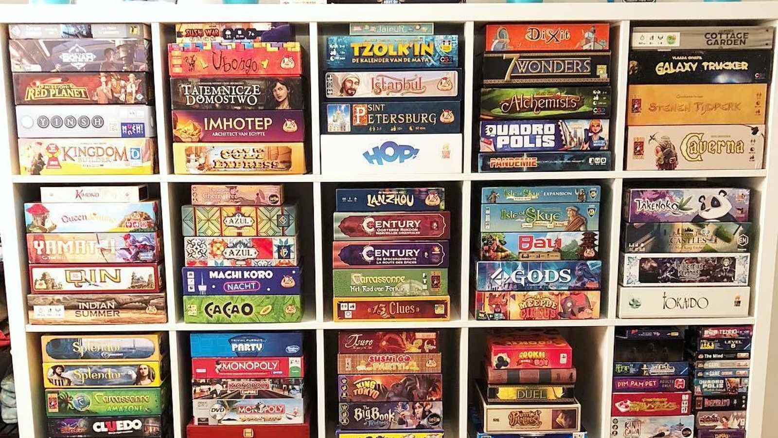 Hay miles de juegos de mesa diferentes para todos los gustos y edades.