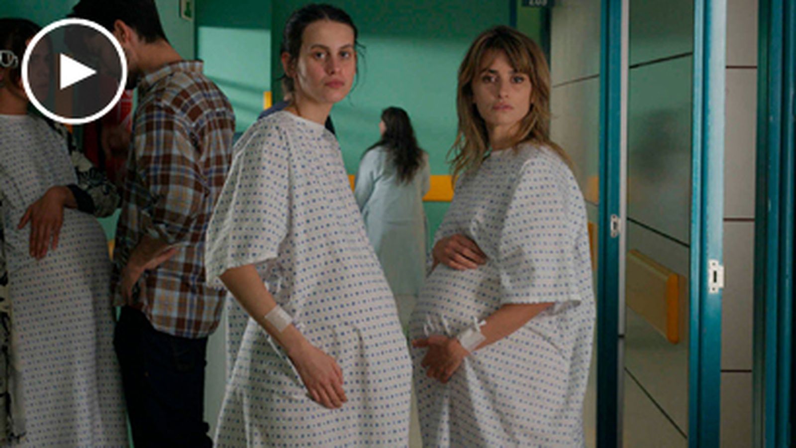 Una imagen de 'Madres paralelas'.