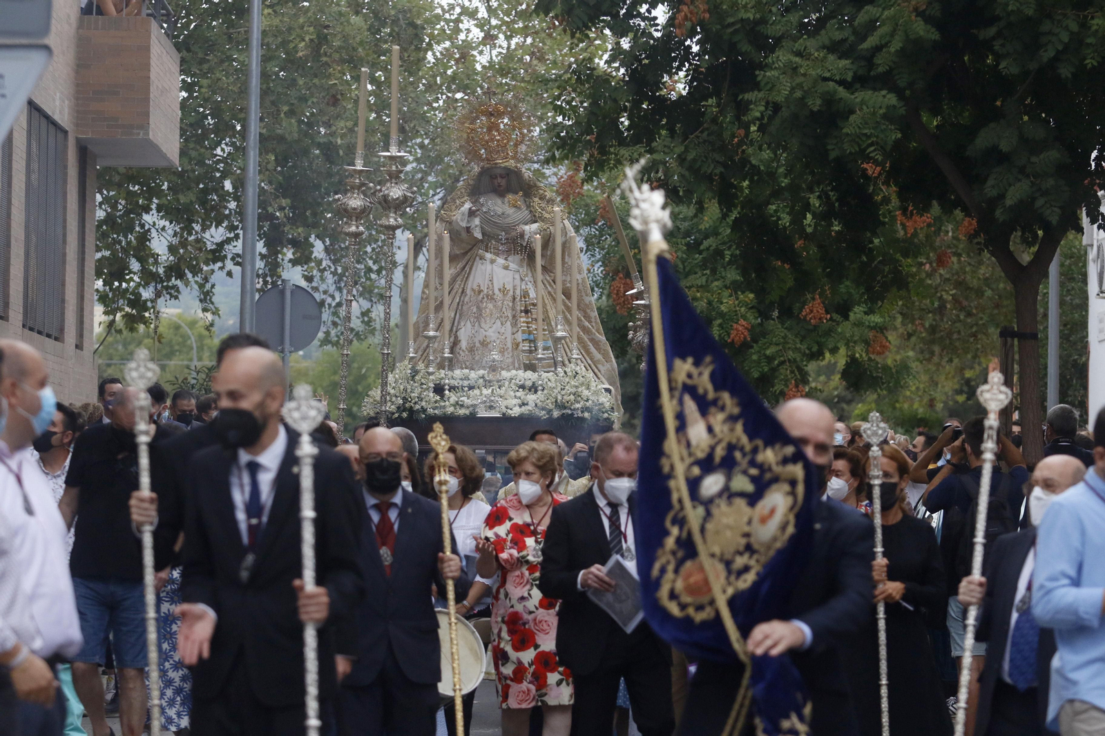 El rosario de la aurora de la Virgen de la Estrella, en imágenes