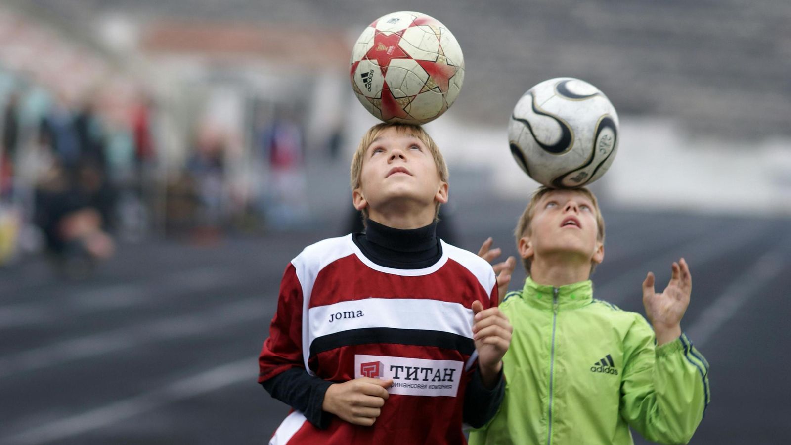 Inicia la temporada con el equipamiento de fútbol necesario para destacar en cada jugada