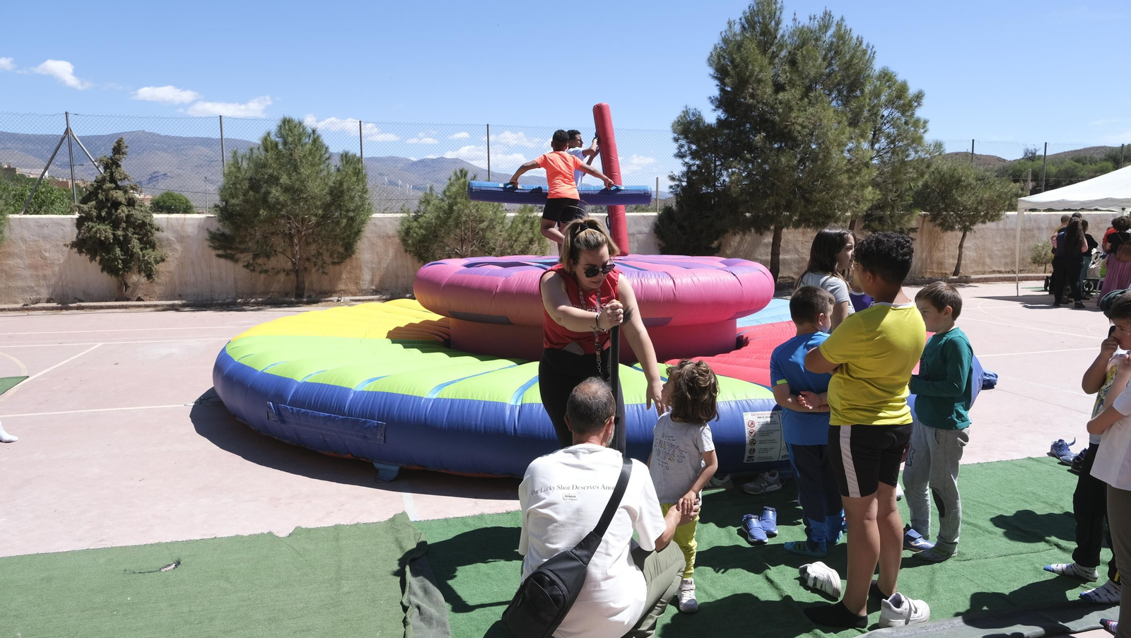 Imágenes de los juegos infantiles en las Fiestas de Abla