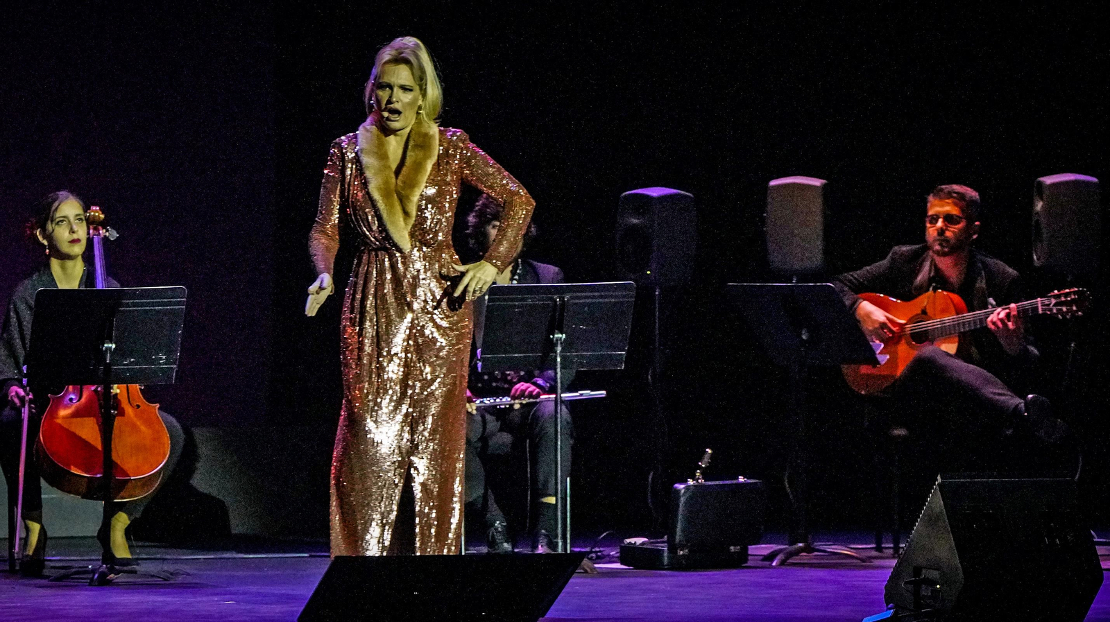 Ainhoa Arteta y María Terremoto suenan con alegría en Jerez