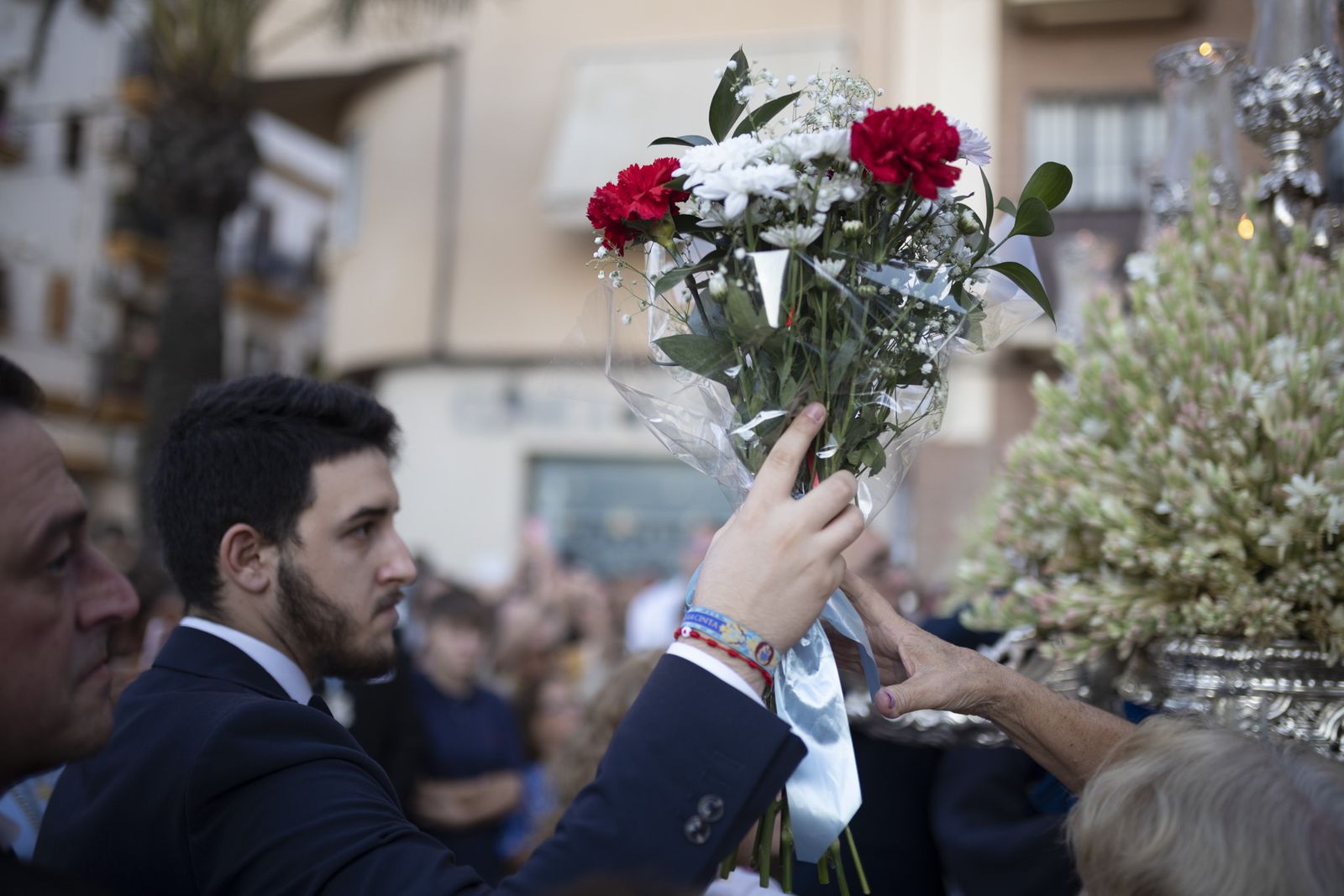Imágenes de la salida de la Virgen de la Cinta desde la Catedral hacia el Santuario