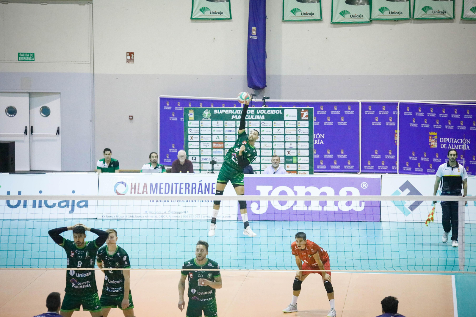 Imágenes del partido entre Unicaja Almería y Grupo Herce Soria