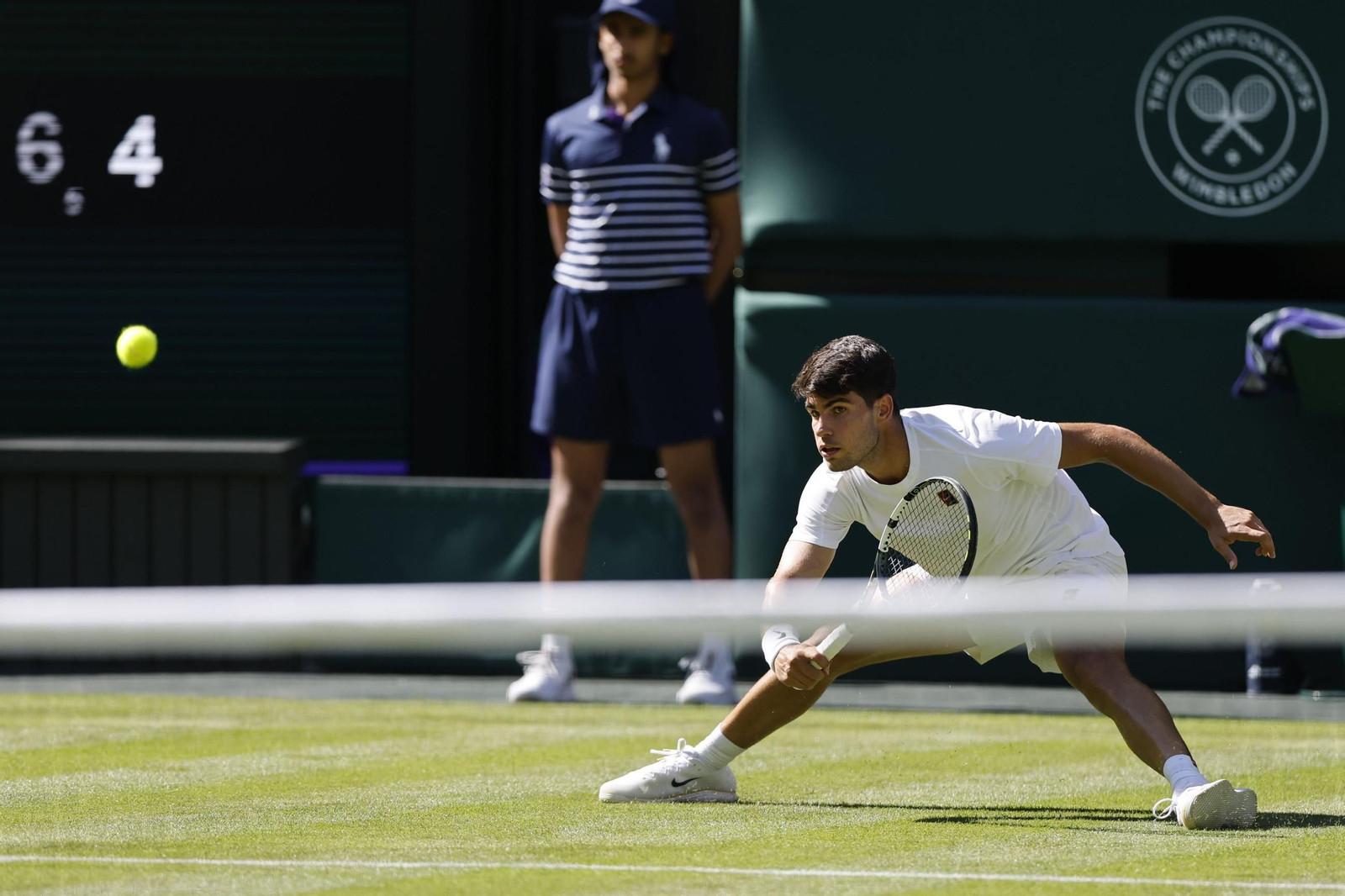 Las imágenes del debut de Alcaraz en Wimbledon y del resto de la jornada
